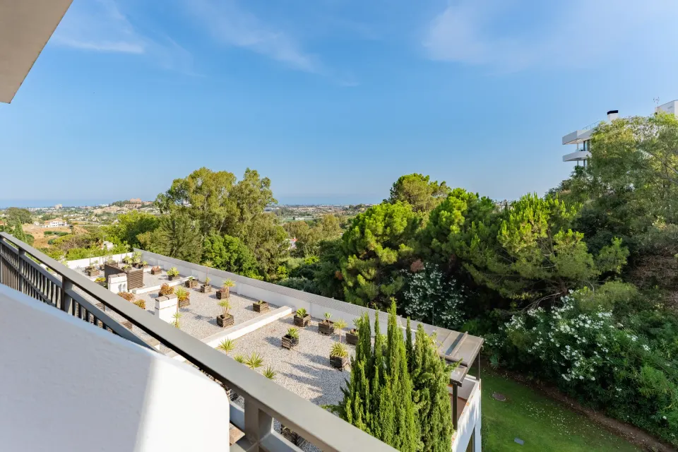 La Quinta Greens — Appartement d'angle avec vue sur le golf et la mer