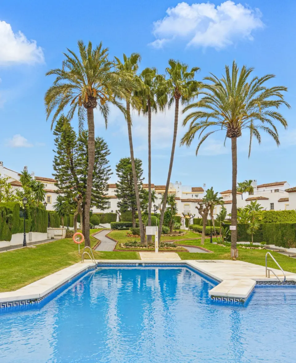 Bel-Air — Maison de ville à Estepona