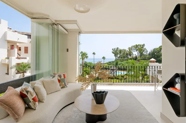 Bahía del Velerín — Appartement à Estepona
