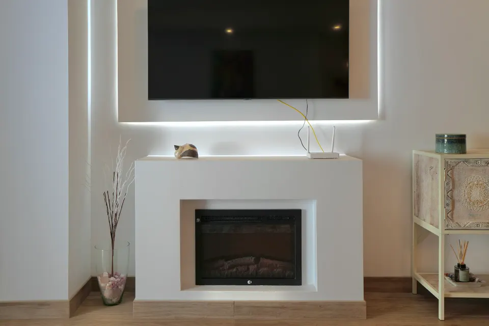 Living room, fireplace and TV