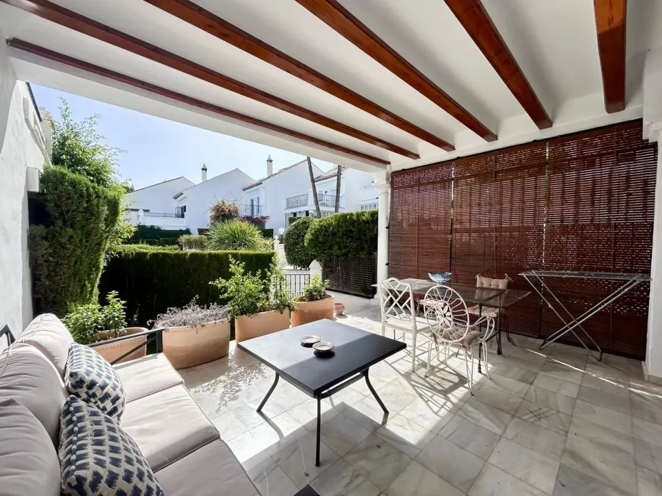 Montepiedra — Maison de ville en location longue durée à Marbella