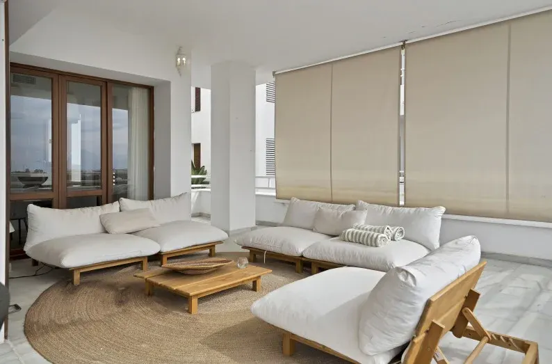 Alcores del Golf — Appartement à Nueva Andalucía