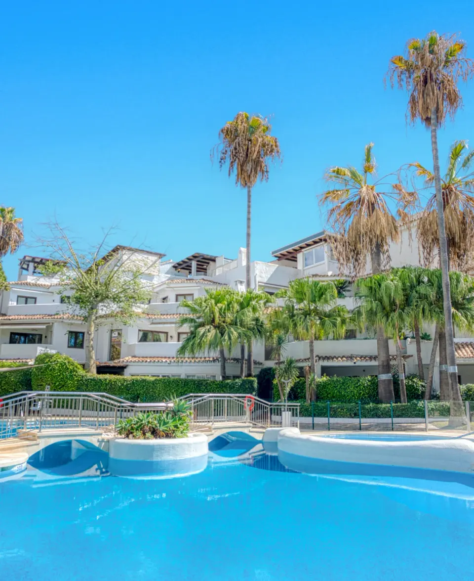 Golden Beach — Appartement à Marbella