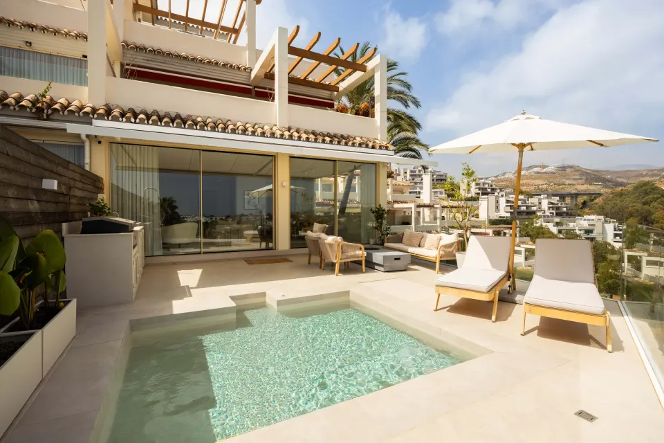 Les Belvederes — Appartement à Nueva Andalucía