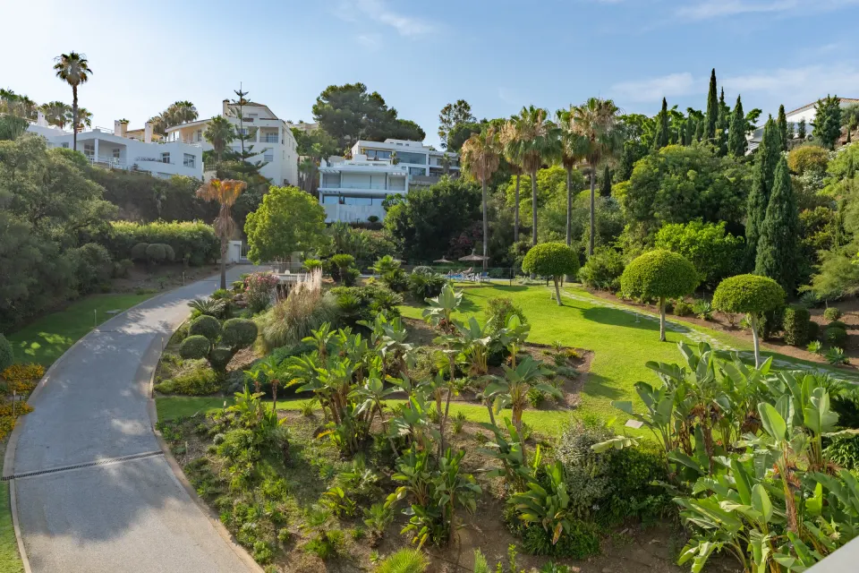 La Quinta Greens — Appartement d'angle avec vue sur le golf et la mer