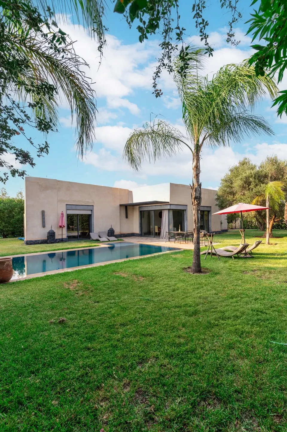 Villa avec piscine privée chauffée en résidence fermée, route de Fès, Marrakech