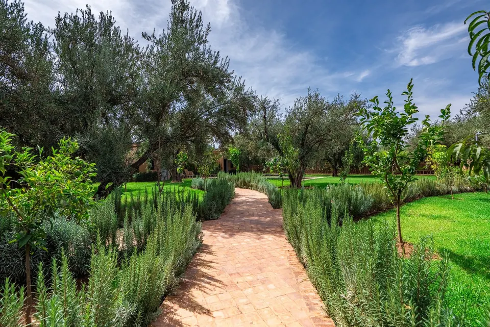 Villa neuve avec piscine privée, Sidi Abdellah Ghiat, Marrakech
