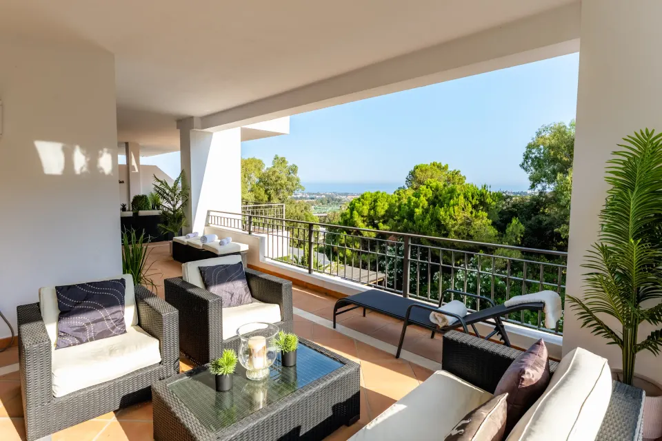 La Quinta Greens — Appartement d'angle avec vue sur le golf et la mer