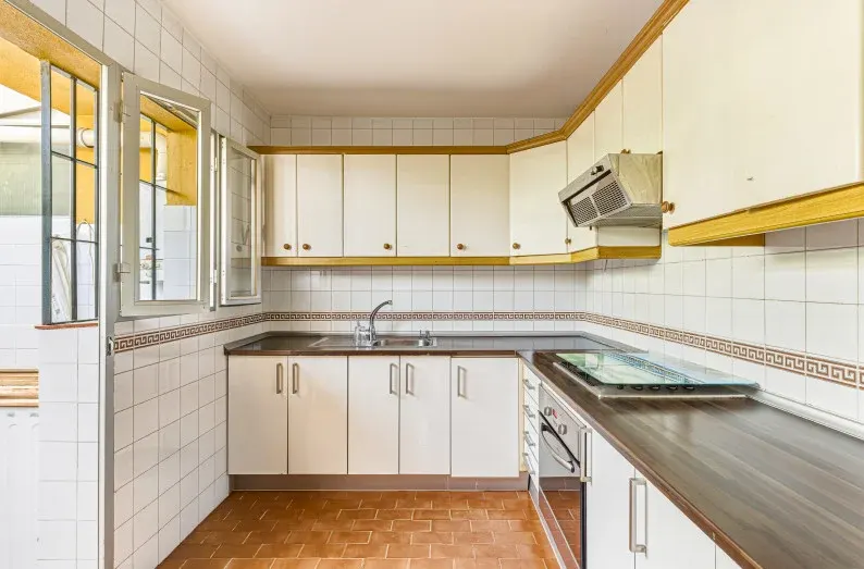 Nueva Atalaya — Maison de ville à Estepona