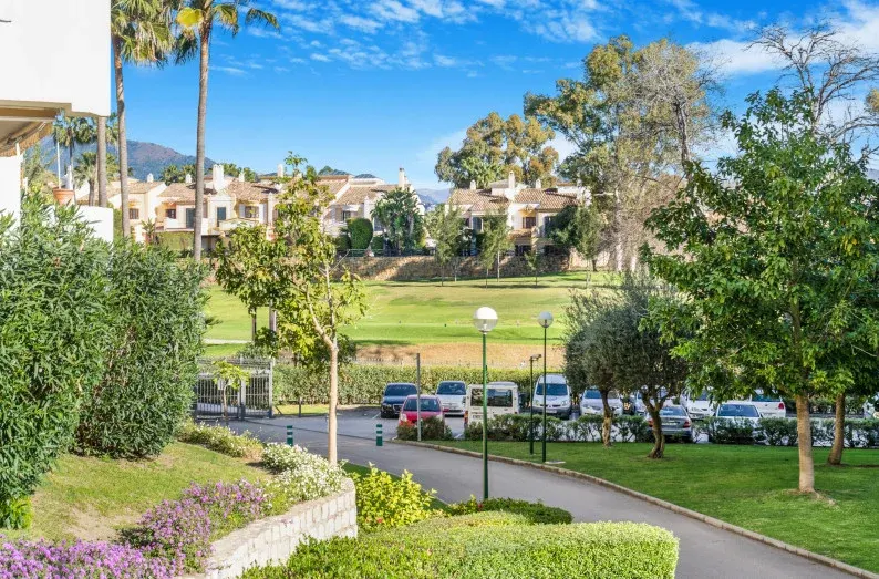 Campos de Guadalmina — Appartement à San Pedro de Alcántara